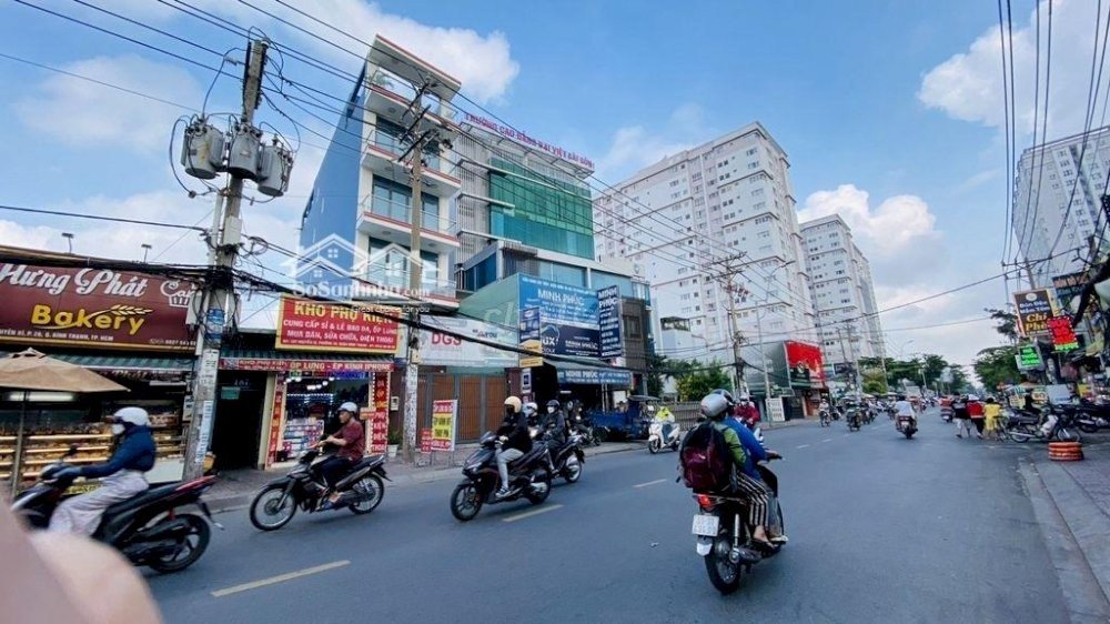 Bán Nhà Mặt Tiền Ngay VinCom Nguyễn Xí Q.Bình Thạnh 5 Tấm 5x18m2 Nhỉnh 12 Tỷ TL