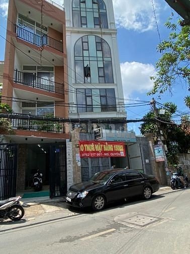 Cần tiền bán gấp nhà mặt tiền đường Võ Văn Tần - Trần Quốc Thảo, Phường 6, Quận 3.