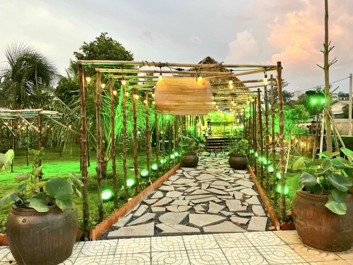 Hàng Ngộp - Giảm ngay 13 tỷ bán gấp nhà vườn tại Phường Long Phước,Thủ Đức có trả có bán