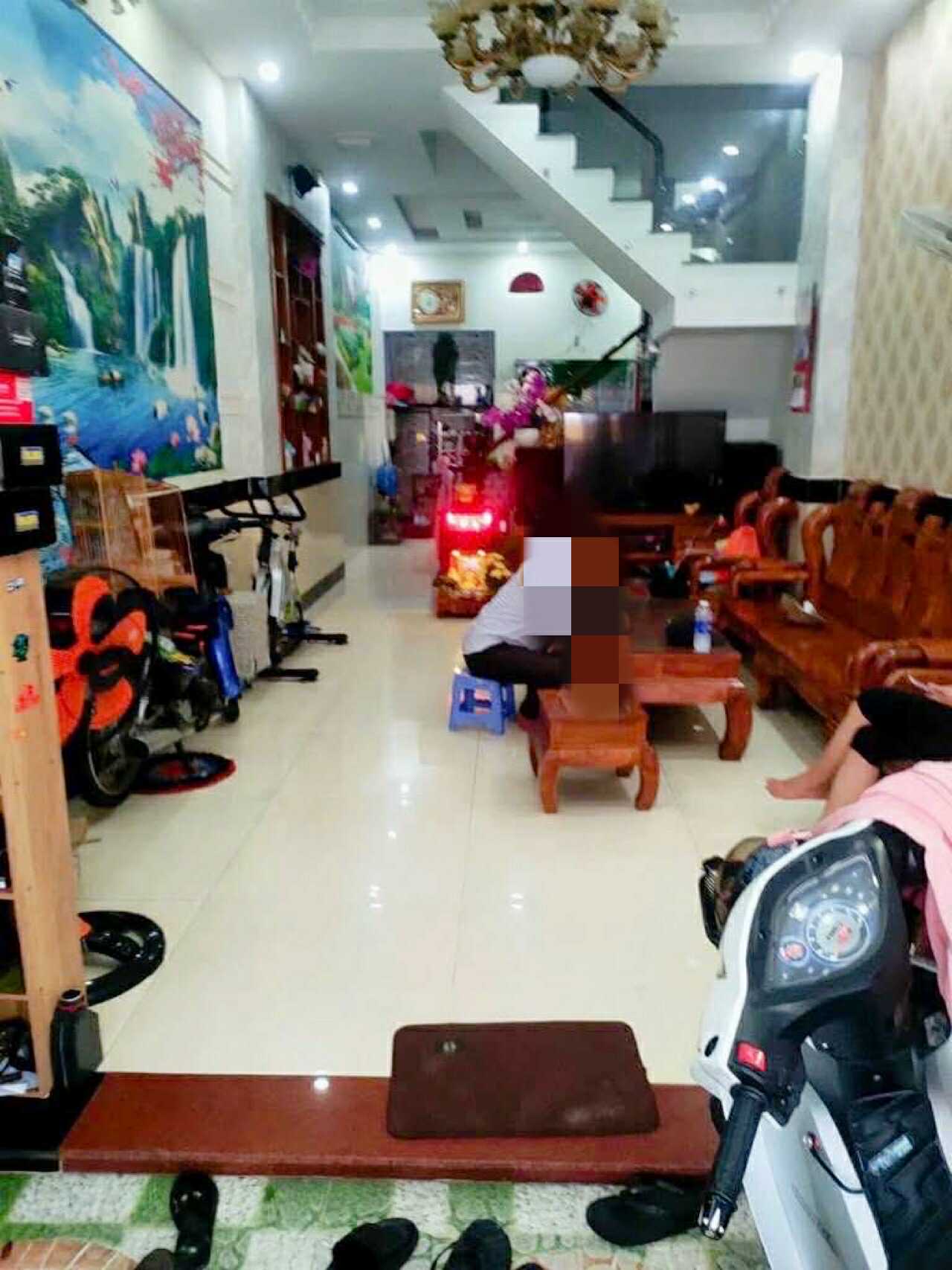 Bán nhà đường 8m — 58m2-3tang Bùi Văn Ngữ Q12 , liền kề ngã 3 Đông Quang , 5 tỷ nhỉnh 0932030061