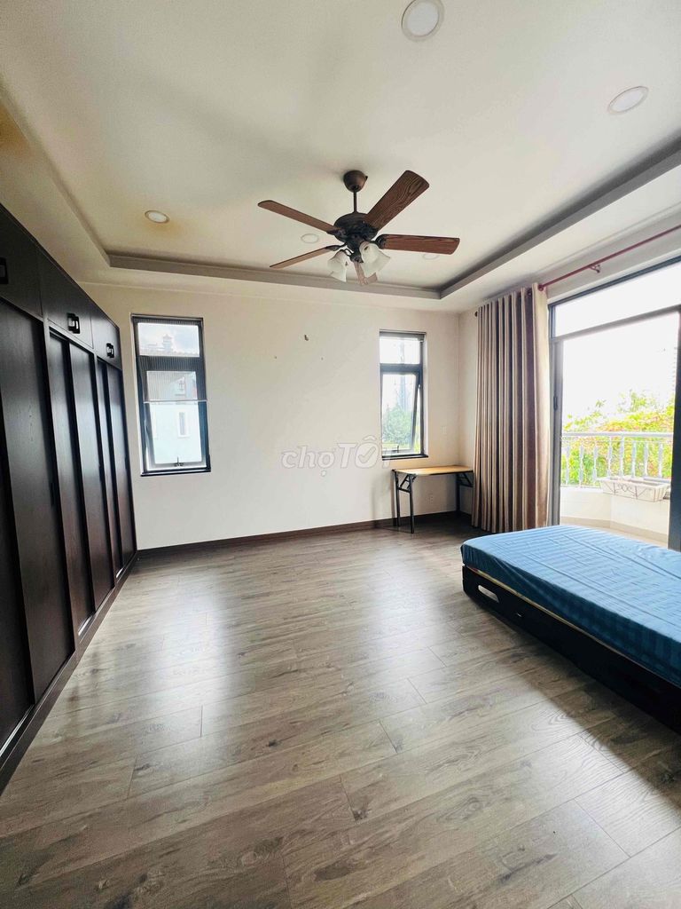 CHO THUÊ CĂN HỘ 30m² – BAN CÔNG THOÁNG MÁT – TÁCH BẾP RIÊNG