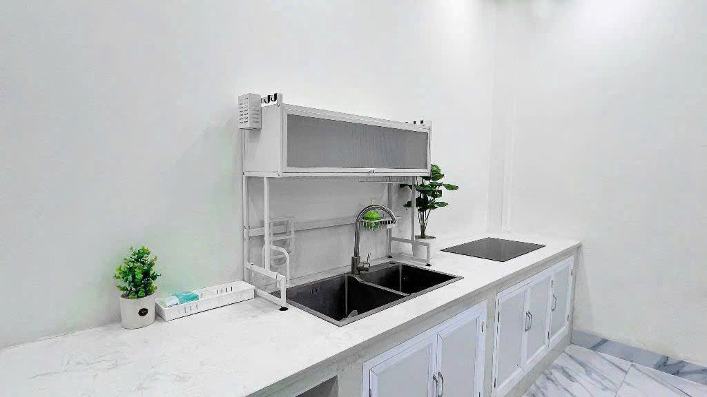 Cần 2 Nam ở ghép - phòng Ban công - đầy đủ nội thất Trong khu đô thị Vạn Phúc.Chỉ hơn 1tr/tháng