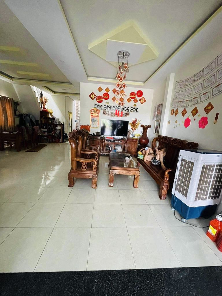 Cần bán Nhà ở full thổ + SHR + Mặt tiền Trương Thị Như Xã Xuân Thới Sơn, Huyện Hóc Môn, Tp Hồ Chí Minh