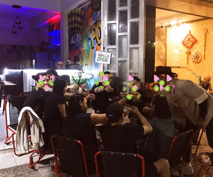 Chính Chủ Sang quán bar - cocktail-beer chill, tại trung tâm quận 1, đường Trần Hưng Đạo, phường Phạm Ngũ Lão Q1