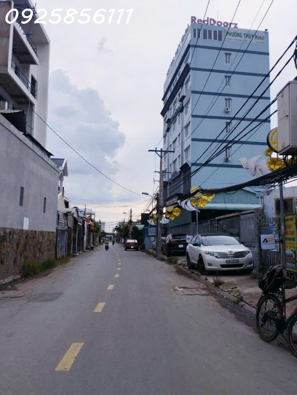 Bán nhà mặt phố Hiệp Bình Phước 342 m N11 m tổng giảm 8 tỷ 500 đường thông