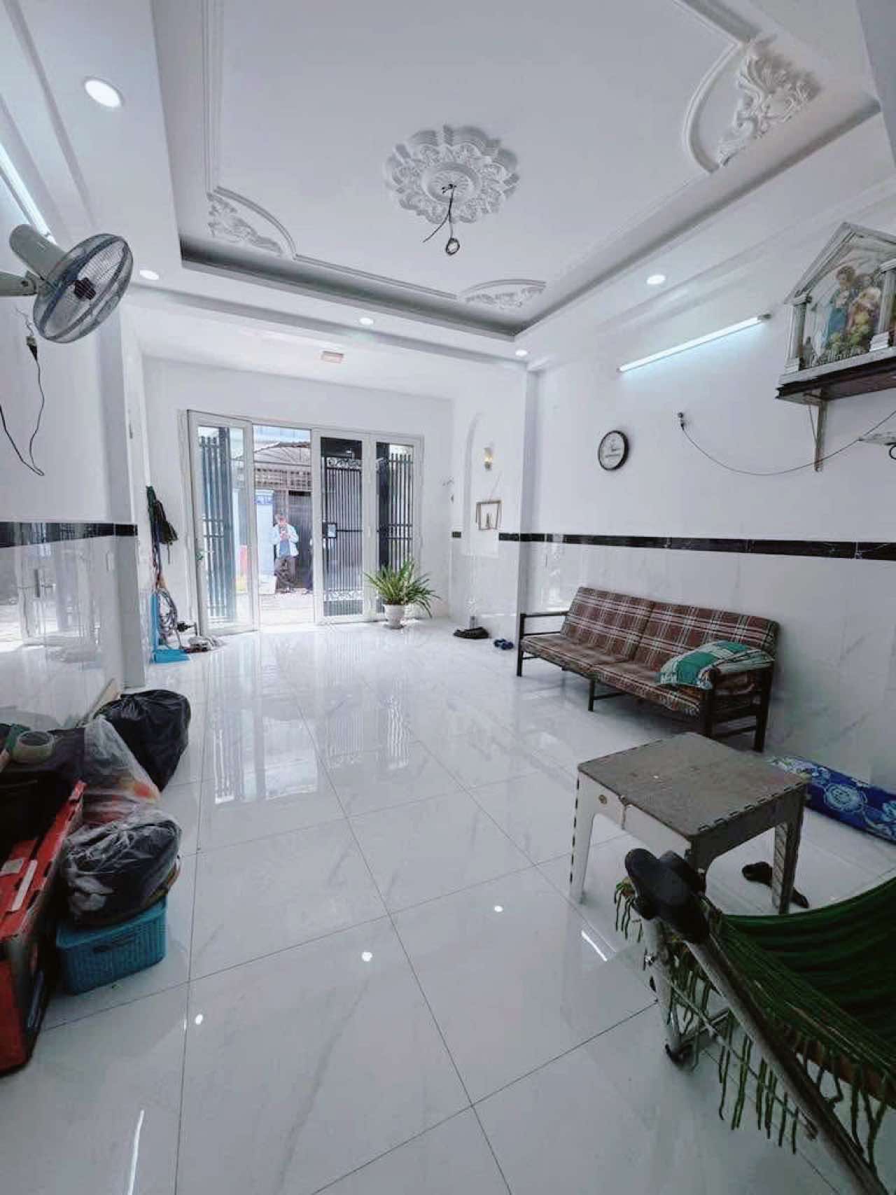 Bán nhà hxh 48m2-2tang sát mt Nguyễn Thị Kiểu Q12 , liền kề Mega Market , 4 tỷ nhỉnh 0932030061