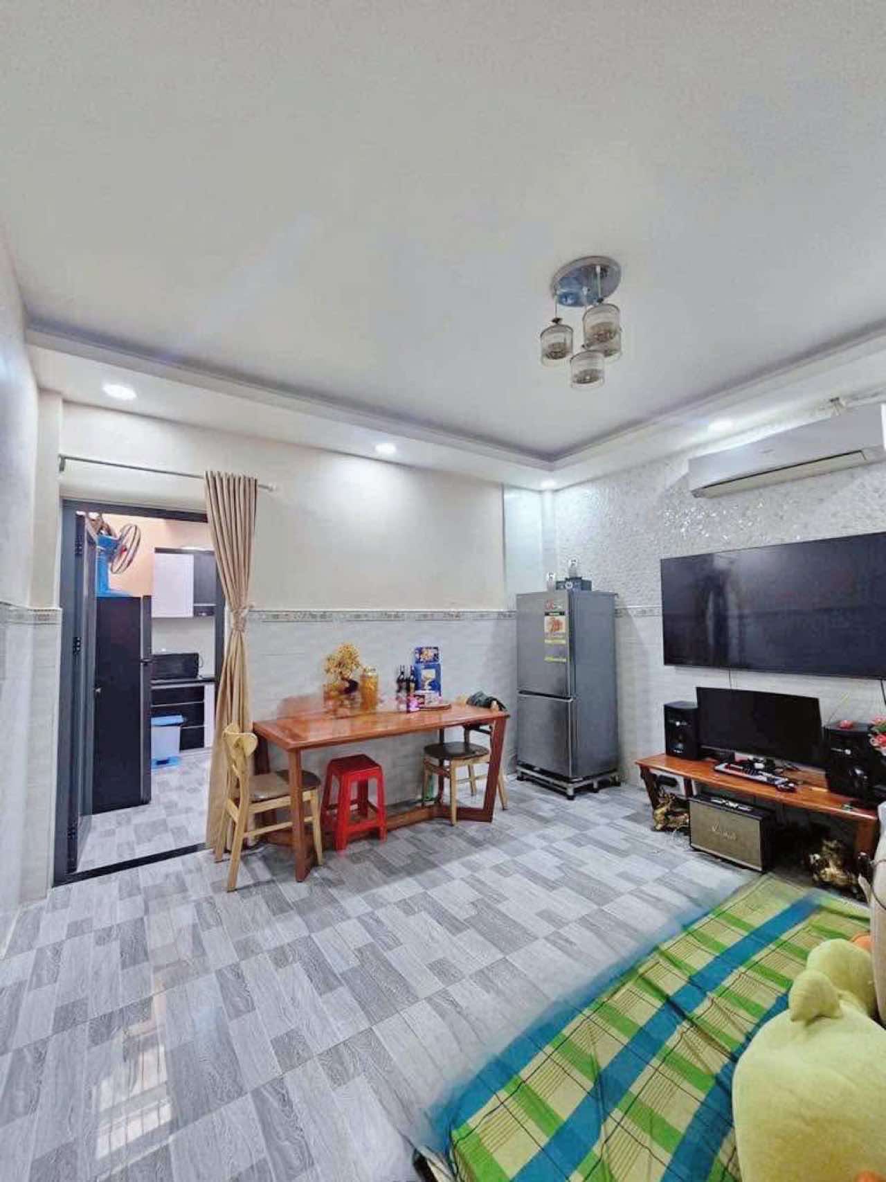 Nhà cấp 4 — 80m2 ( 4,3x19 ) Trung Mỹ Tây 13 Q12 , liền kề chung cư Tô Ký , 3 tỷ nhỉnh 0932030061