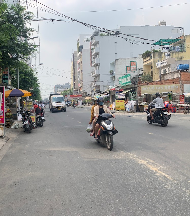 Bán gấp nhà sổ hồng đường Phạm Văn Bạch,quận Tân Bình thuận tiện kinh doanh buôn bán