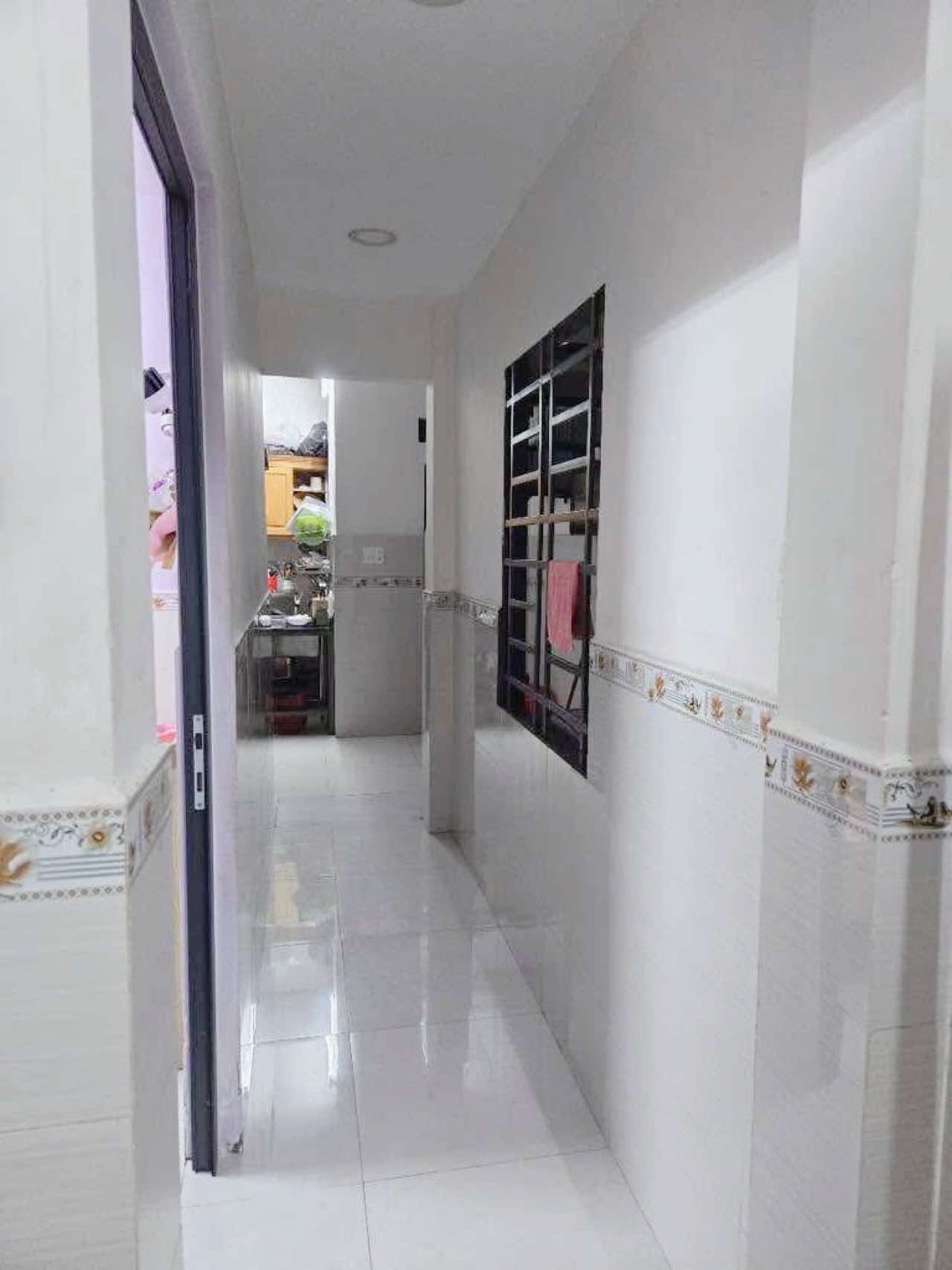 Nhà cấp 4 có lửng hxh 56m2 sát mt Hiệp Thành 13 Q12 ,ngay Ngã 3 Đông Quang, 4 tỷ nhỉnh 0932030061