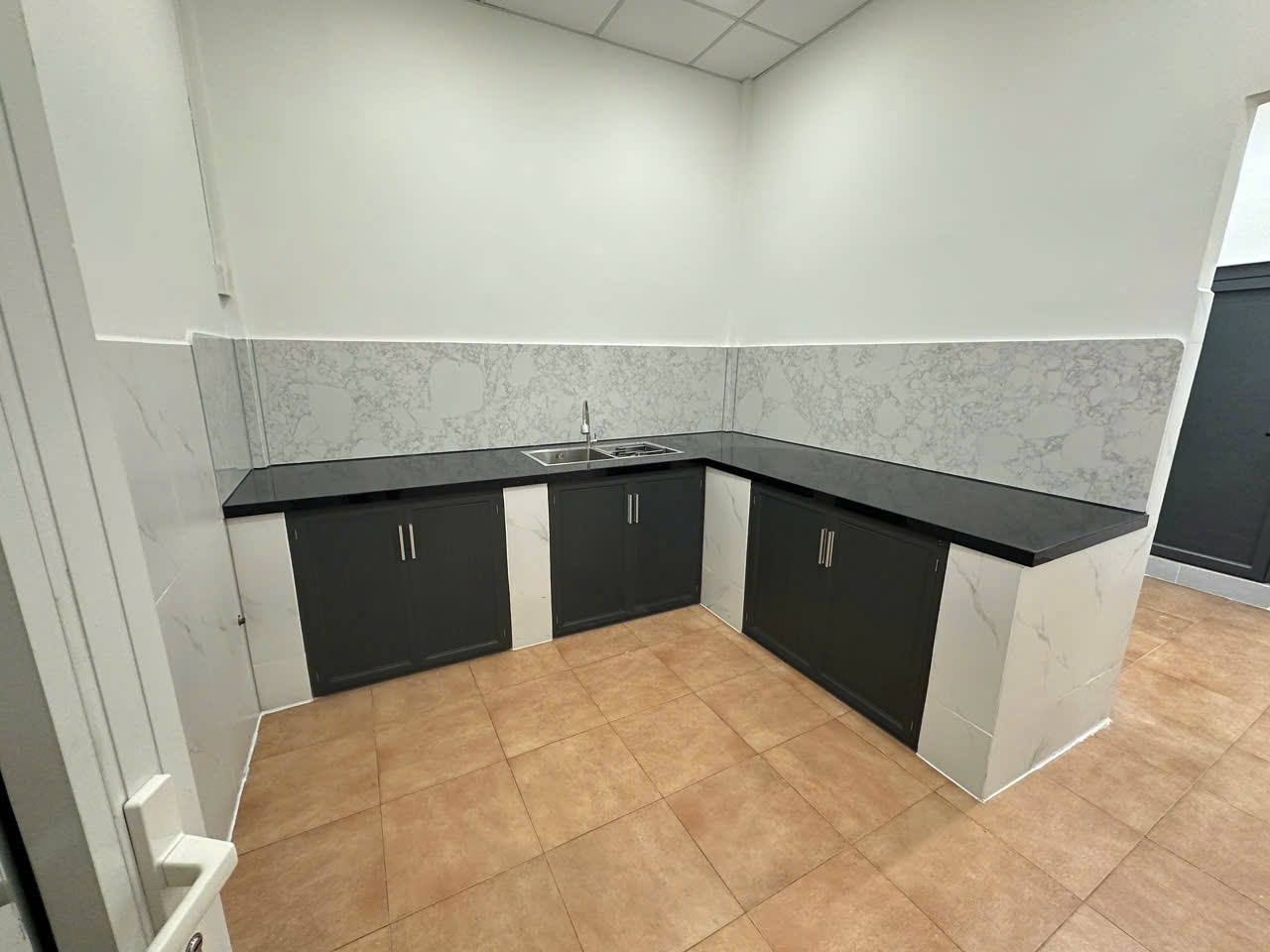 CHO THUÊ NHÀ NGUYÊN CĂN 54.1m2, GẦN ĐƯỜNG CHỢ, GẦN ĐƯỜNG LỚN