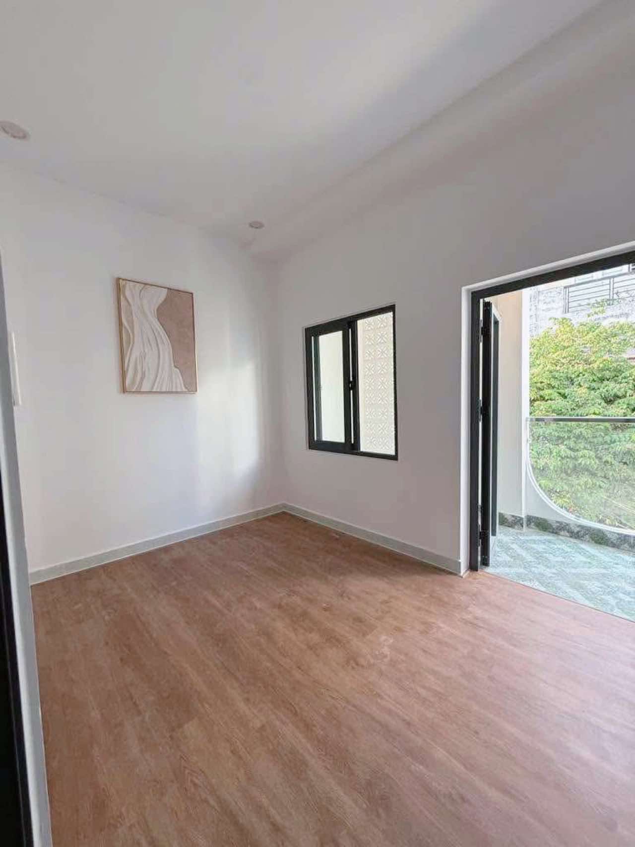 Nhà đẹp hxh thông 41m2-2tang Lâm Thị Hố Q12 , liền kề Hiệp Thành City , 3 tỷ nhỉnh 0932030061
