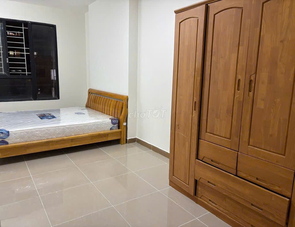 CHO THUÊ CHCC ĐỨC KHẢI 2 PHÒNG 90M2,ĐẦY ĐỦ TIỆN NGHI, DỌN ĐẾN Ở NGAY